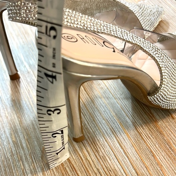 Rouge,Helium Gold Stiletto Heels, Slip-On Comfort, Rhinestone Bling, EUC, Size 6 - Picture 5 of 8